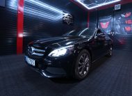 Mercedes Benz / C 180