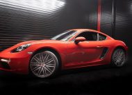 Porsche Cayman / Moms