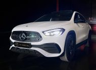 Mercedes Benz GLA 200 / 0 KM / 2022