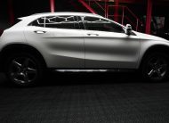 Mercedes-Benz GLA 180 AMG Sport , Panorama