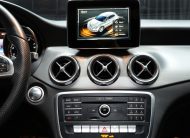 Mercedes-Benz GLA 180 AMG Sport , Panorama