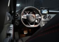 Mercedes-Benz GLA 180 AMG Sport , Panorama