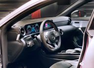 Mercedes Benz CLA 200 / 2022 / Moms