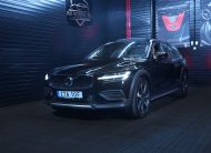 Volvo V60 Cross Country T5 AWD Momentum 1 ägare Panorama