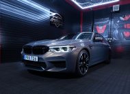 BMW M5 Kolfiber Tak Stenskottsfolierad Tunetec motorsport
