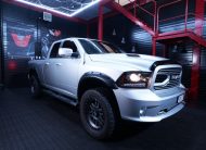 RAM 1500 Quad Cab 5.7 V8 HEMI 4×4 TorqueFlite Sportavgassystem