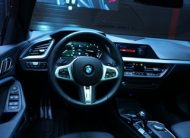 BMW 118 i Steptronic 140hk / Panorama / 1 ägaren / S+V Däck