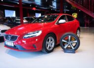 Volvo V40 T3 R-Design Momentum 152hk S+V Däck