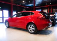 Volvo V40 T3 R-Design Momentum 152hk S+V Däck