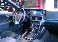 Volvo V40 T3 R-Design Momentum 152hk S+V Däck