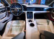 Porsche Taycan Performance Plus 408hk / Panorama / Bose / Luftfjädring