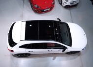 Mercedes Benz GLA 200 / 2023 / 0 km Moms