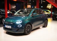 Fiat 500E 42 kWh 118hk LA PRIMA LEASEBAR Panorama Kamera