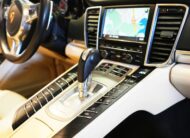 Porsche Panamera 4WD GTS 440hk Sv.såld Elstolar Soft close