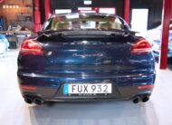 Porsche Panamera 4WD GTS 440hk Sv.såld Elstolar Soft close