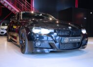 BMW 330e Sedan M Sport 252hk Navigation Parkeringssensorer