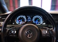 Volkswagen Golf R 300hk 4Motion Sv.såld Panorama Kamera Nav.