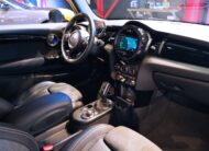 MINI Cooper SE | Excitement Paket | Kamera | Carplay | NAV