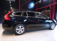 Volvo V60 D3 150hk Momentum Helt NYA DÄCK & Nyligen Servad