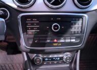 Mercedes-Benz GLA 200 B-Kamera 156hk Harman Kardon Elstolar