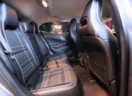 Mercedes-Benz GLA 200 B-Kamera 156hk Harman Kardon Elstolar