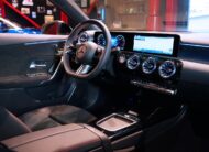 Mercedes-Benz A 200 / 2024 Facelift / Moms / 0 Mil AMG Panorama El-Stolar 163hk