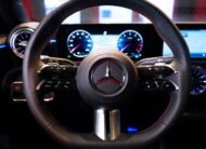 Mercedes-Benz A 200 / 2024 Facelift / Moms / 0 Mil AMG Panorama El-Stolar 163hk