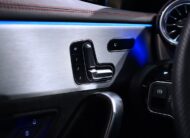 Mercedes-Benz CLA 200 AMG Night Paket Panorama MOMS