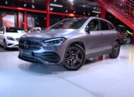 Mercedes-Benz GLA 200 Matt Grå AMG Panorama MOMS