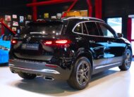 Mercedes-Benz GLA 200 Facelift AMG Panorama MOMS