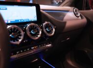 Mercedes-Benz GLA 200 SUV 2024 Moms Svart x Brun