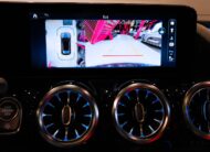 Mercedes-Benz GLA 200 SUV 2024 Moms Blå x Röd