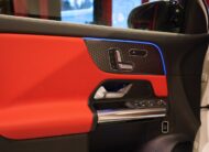 Mercedes-Benz GLA 200 SUV 2024 Moms Vit x Röd