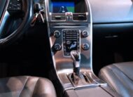 Volvo XC60 D4 AWD | Kamera | NAV | Momentum | Ny Kamrem