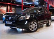 Volvo XC60 D4 AWD | Kamera | NAV | Momentum | Ny Kamrem