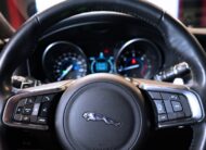 Jaguar XF 20d | R-DYNAMIC | Black Pack | El stolar | Kamera