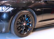 Jaguar XF 20d | R-DYNAMIC | Black Pack | El stolar | Kamera