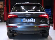 Audi Q5 55 TFSI e Plugin Hybrid QUATTRO Comfort S-Line 367hk