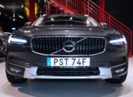 Volvo V90 Cross Country D4 AWD Momentum Helskin | Ny Kamrem