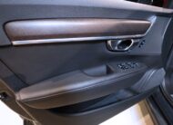 Volvo V90 Cross Country D4 AWD Momentum Helskin | Ny Kamrem