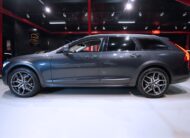 Volvo V90 Cross Country D4 AWD Momentum Helskin | Ny Kamrem