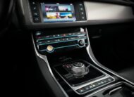 Jaguar XF 30d / Kamera / El-Stolar / Skin klädsel / 300HK