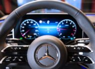 Mercedes-Benz E 200 AMG Hyperscreen Panorama Burmester / VAT