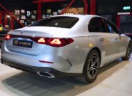 Mercedes-Benz E 200 AMG Hyperscreen Panorama Burmester / VAT