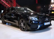 Mercedes-Benz E 200 T d / AMG Line / Dragkrok / Kamera / NAV
