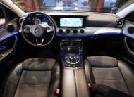 Mercedes-Benz E 200 T d / AMG Line / Dragkrok / Kamera / NAV