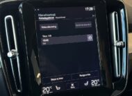 Volvo XC40 D4 AWD 190hk Momentum Pro Edition Skinn Värmare