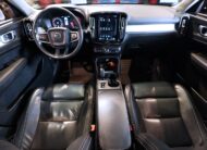 Volvo XC40 D4 AWD 190hk Momentum Pro Edition Skinn Värmare