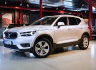 Volvo XC40 D4 AWD 190hk Momentum Pro Edition Skinn Värmare