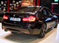BMW 320 d xDrive M Sport Helläder Dragkrok Navi Motorvärmare